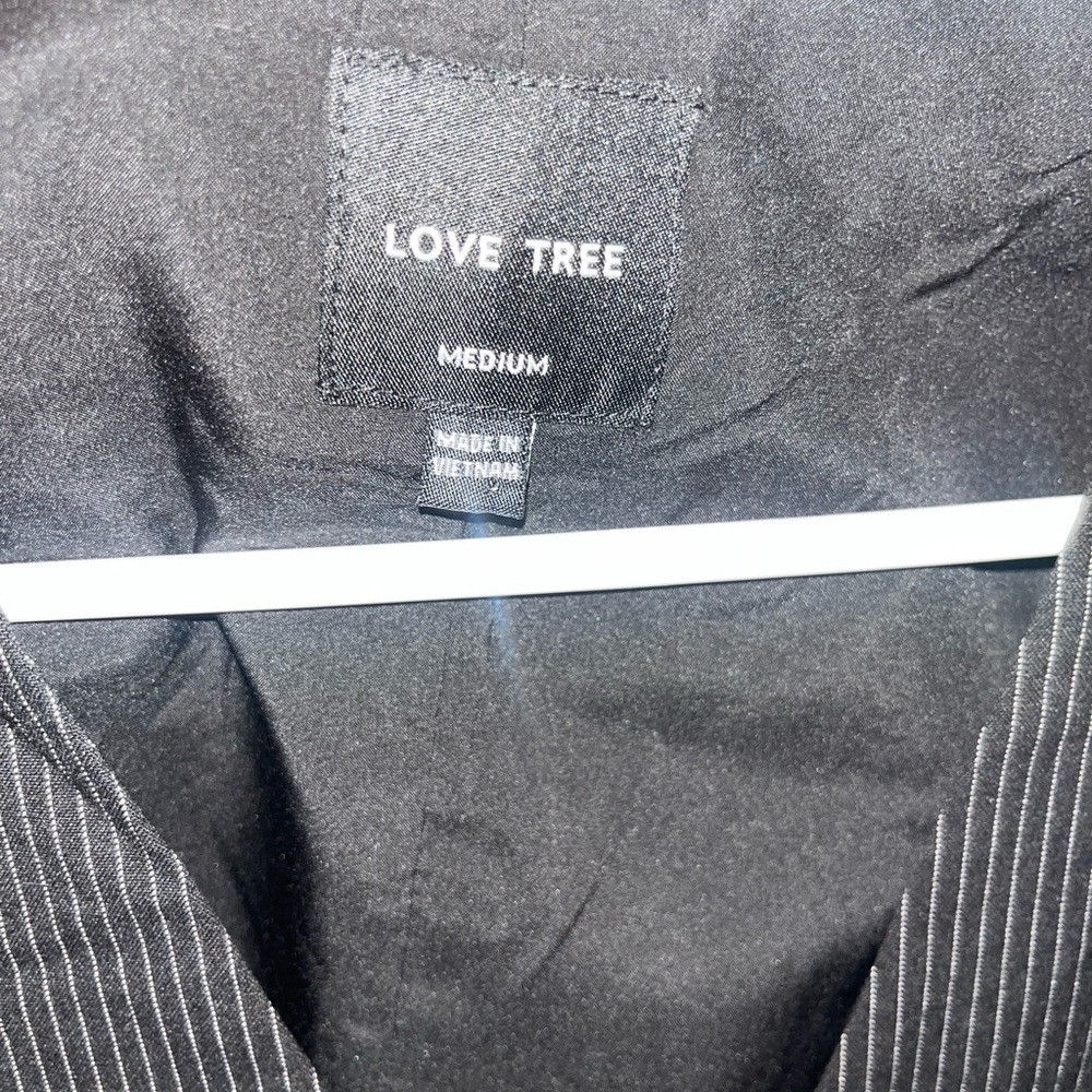 Love Tree Vest - Picture 2 of 4